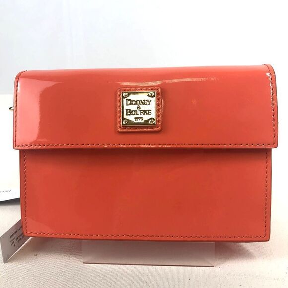 Dooney & Bourke East West Xbody NWT - Picture 1 of 7